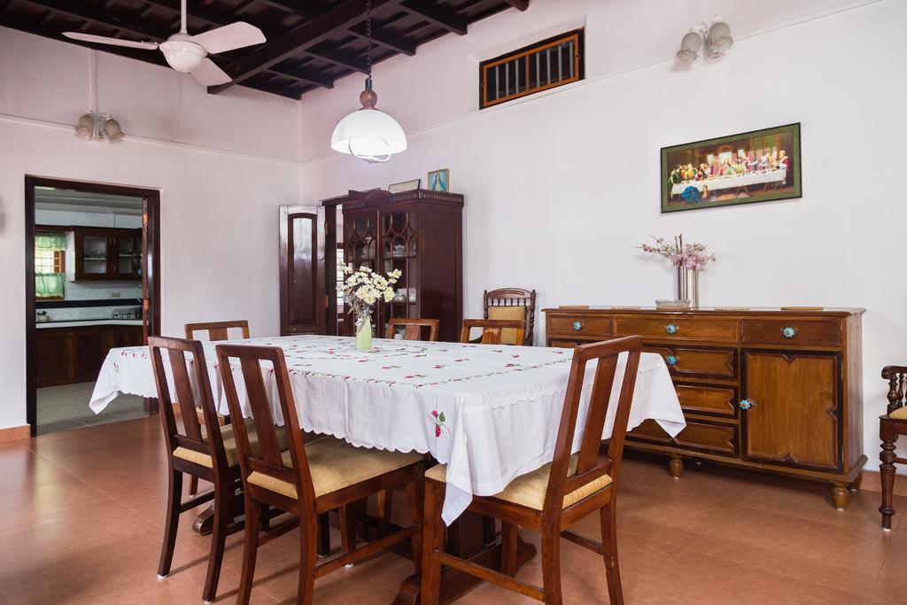 Akkara Homestay&Ayurveda Kottayam Luaran gambar