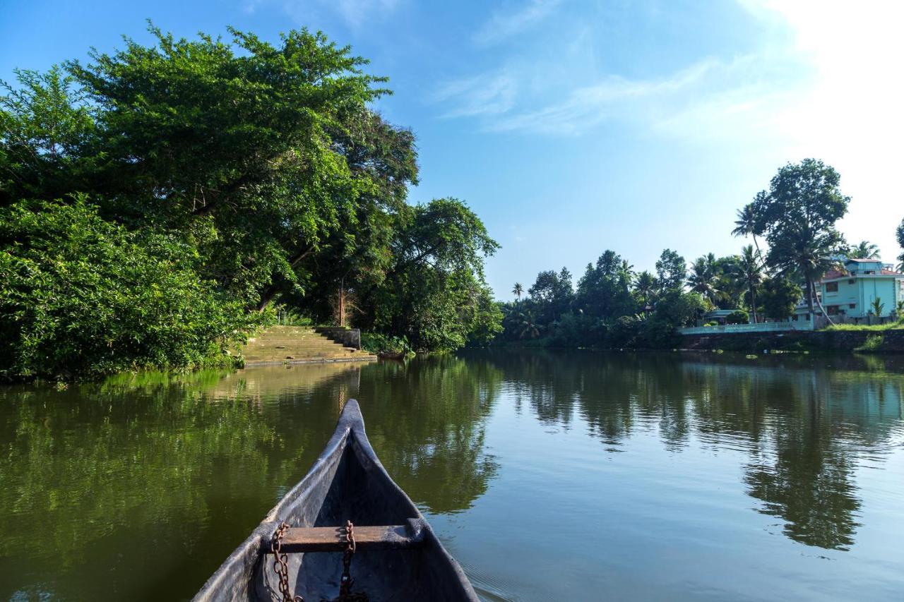 Akkara Homestay&Ayurveda Kottayam Luaran gambar